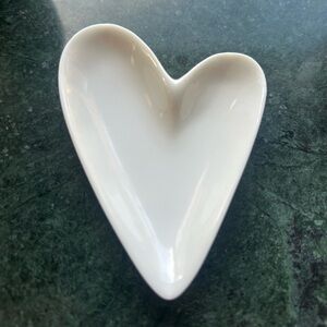 Heart-Shaped White Ceramic Ring Dish